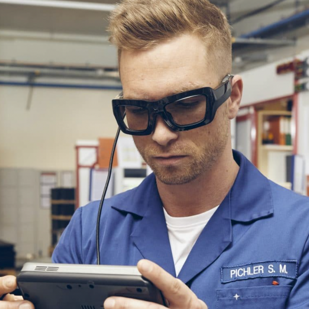 HOW TO USE SMART GLASSES COST-EFFICIENTLY IN REMOTE SUPPORT