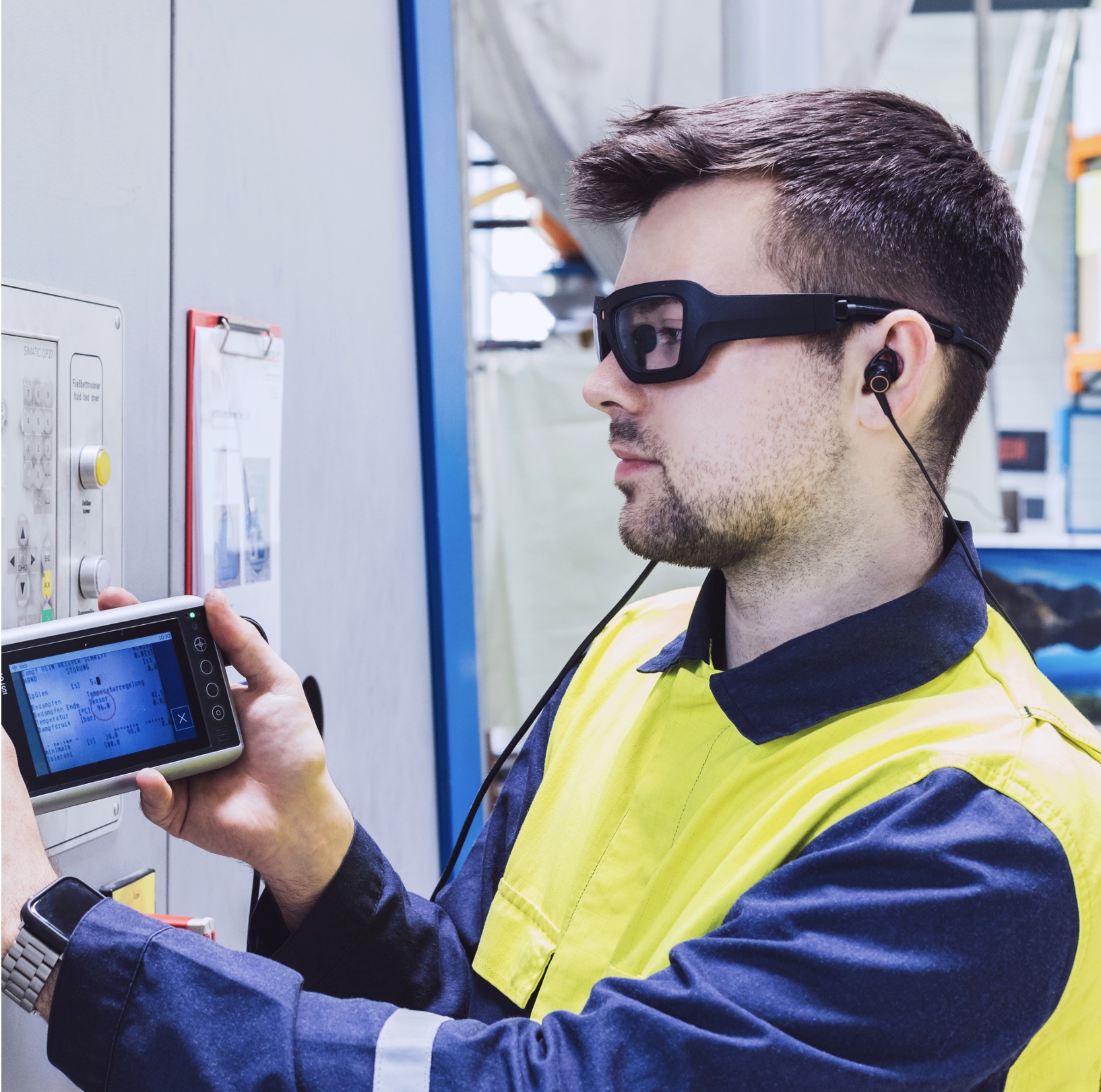 BESSER AUF DISTANZ: WARUM UNTERNEHMEN JETZT AUF REMOTE SERVICE-LÖSUNGEN SETZEN SOLLTEN
